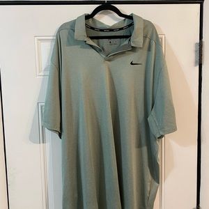 Nike 4xl golf polo light green striped. Great condition